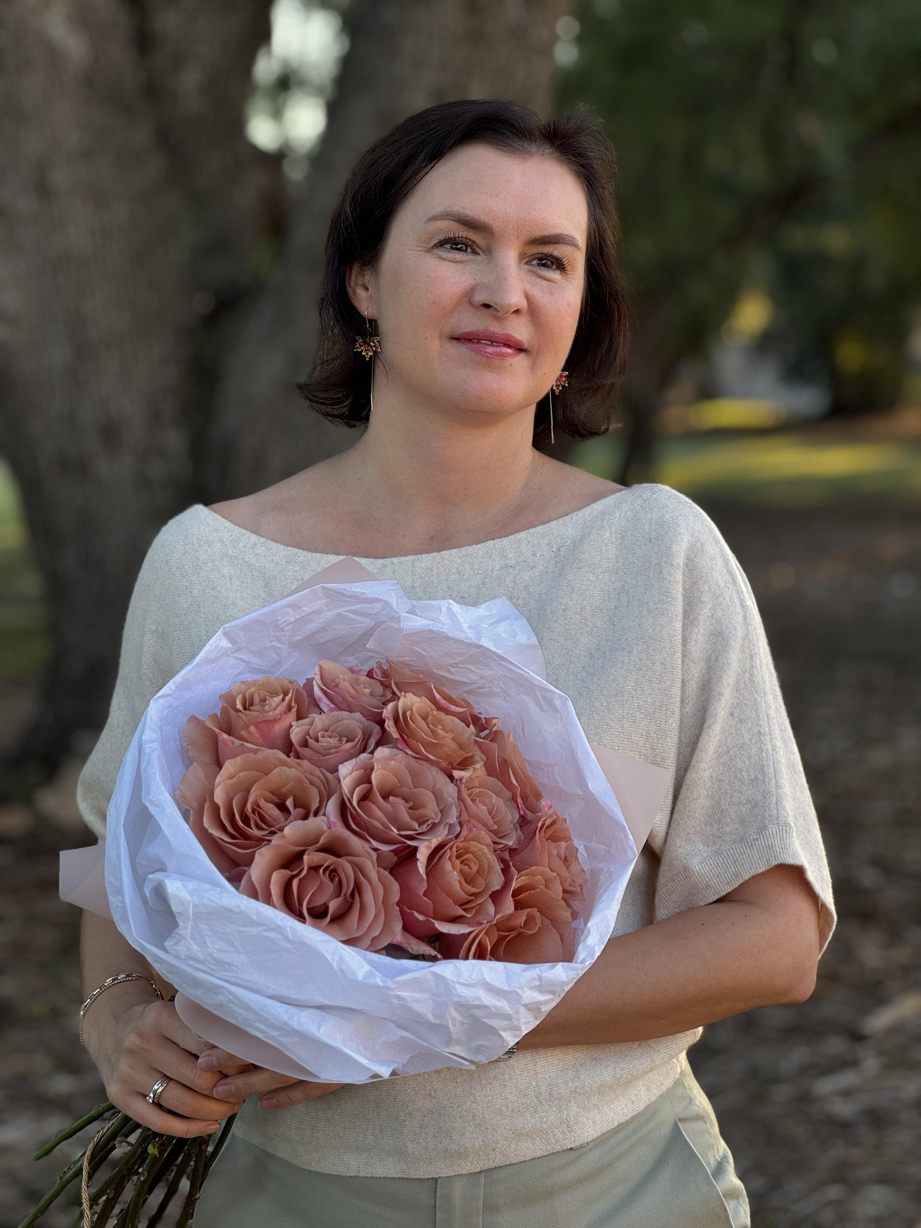 Premium Peach Roses - image 5