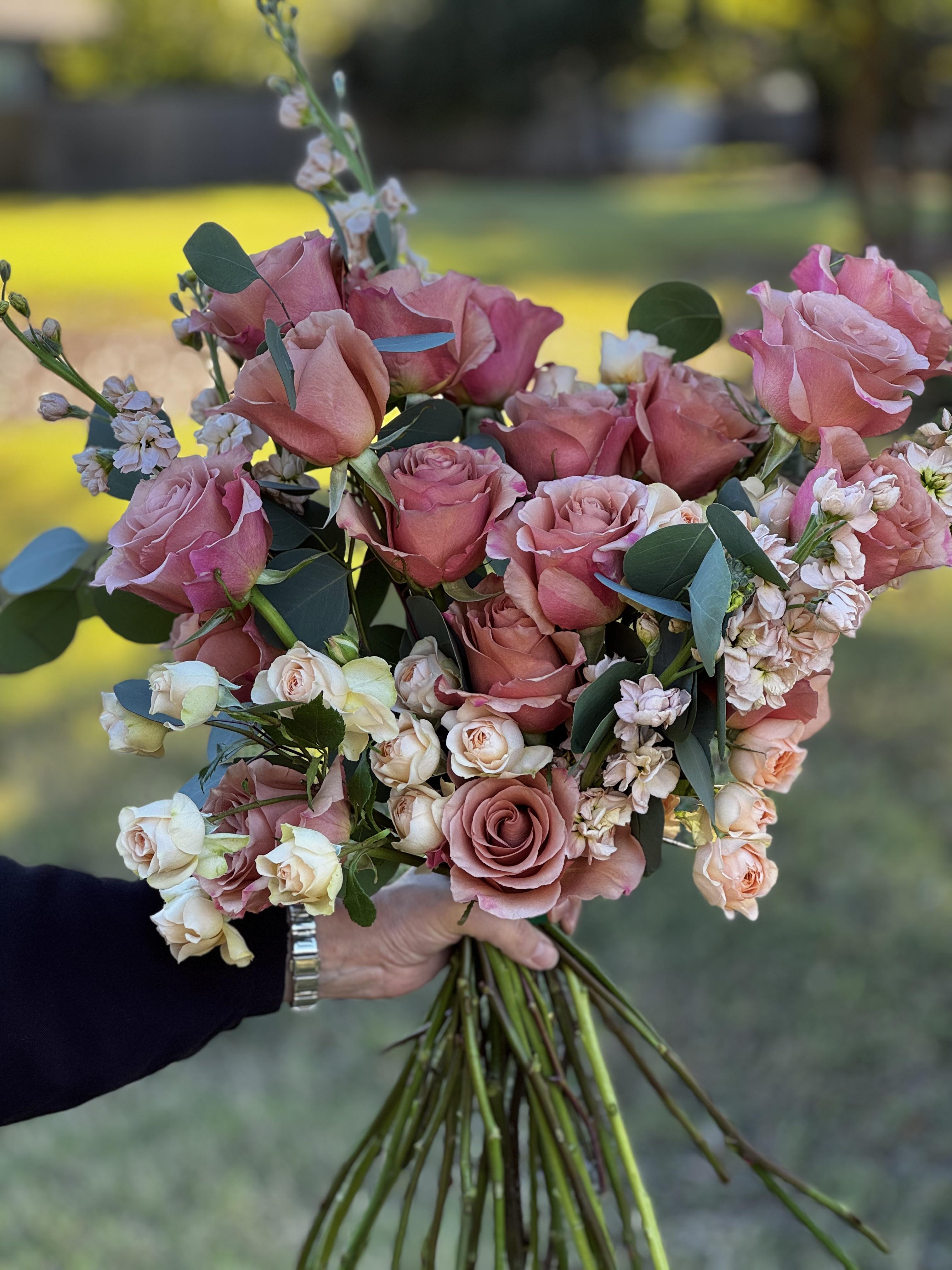 Peach Rose Elegance - image 7